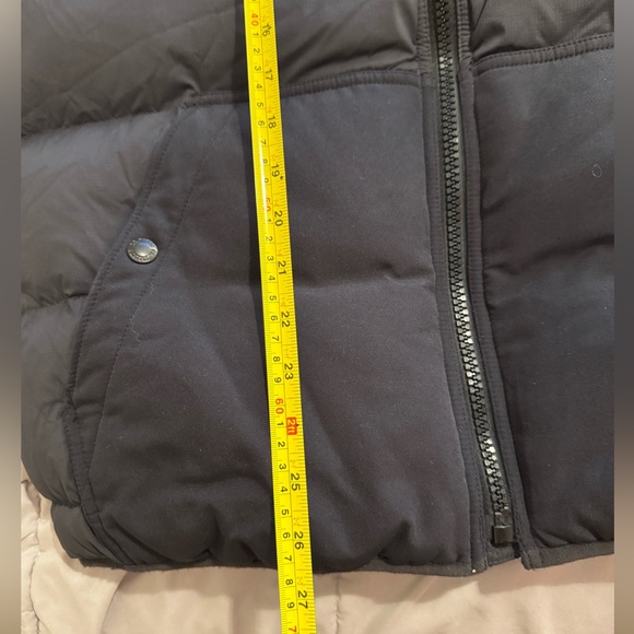 Filson Featherweight Down Vest - Picture 5 of 6